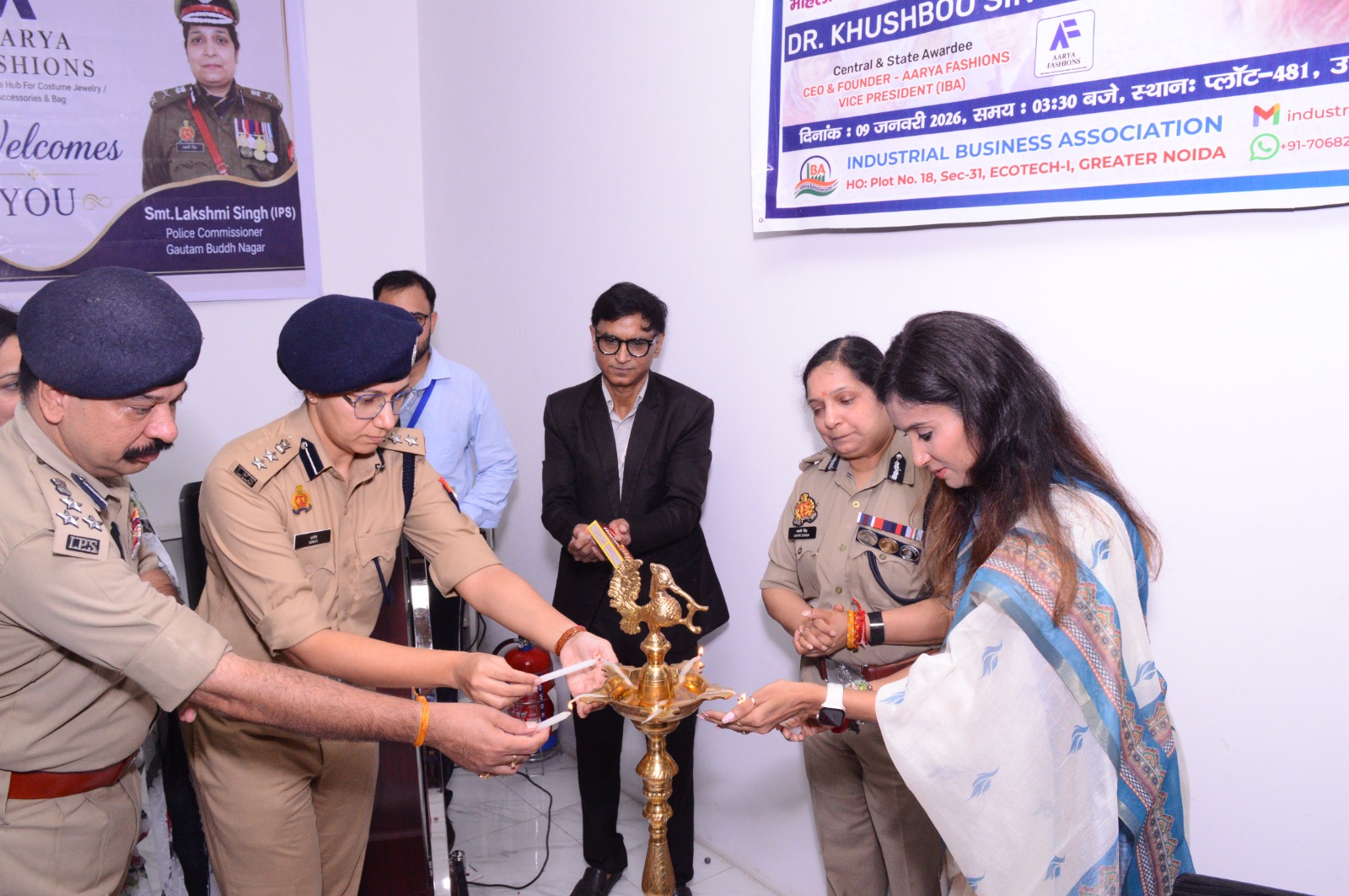 आर्या फैशन्स ने आज विशेष बच्चों के लिए किया हस्तशिल्प कला प्रशिक्षण का आयोजन