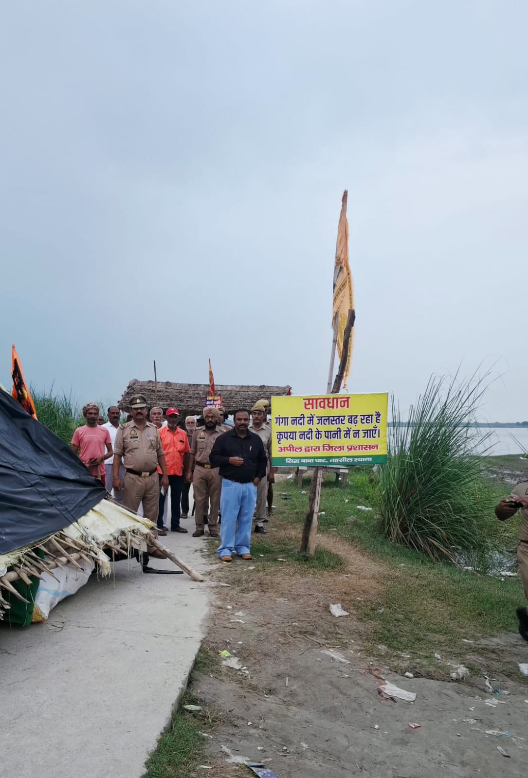 गंगा का जलस्तर बढ़ने पर प्रशासन अलर्ट, एसडीएम स्याना ने किया घाटों का निरीक्षण