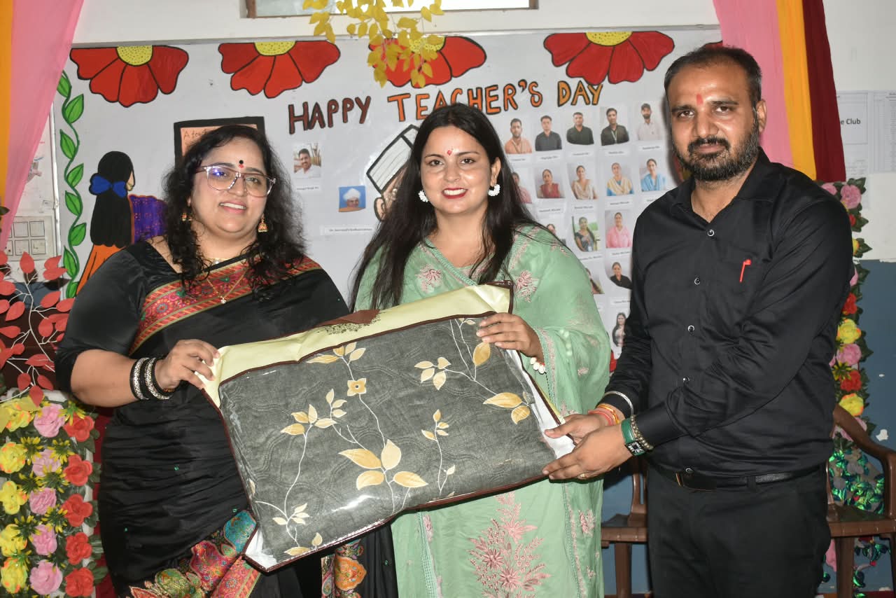 एन. आर. ग्लोबल स्कूल में शिक्षक दिवस का भव्य आयोजन