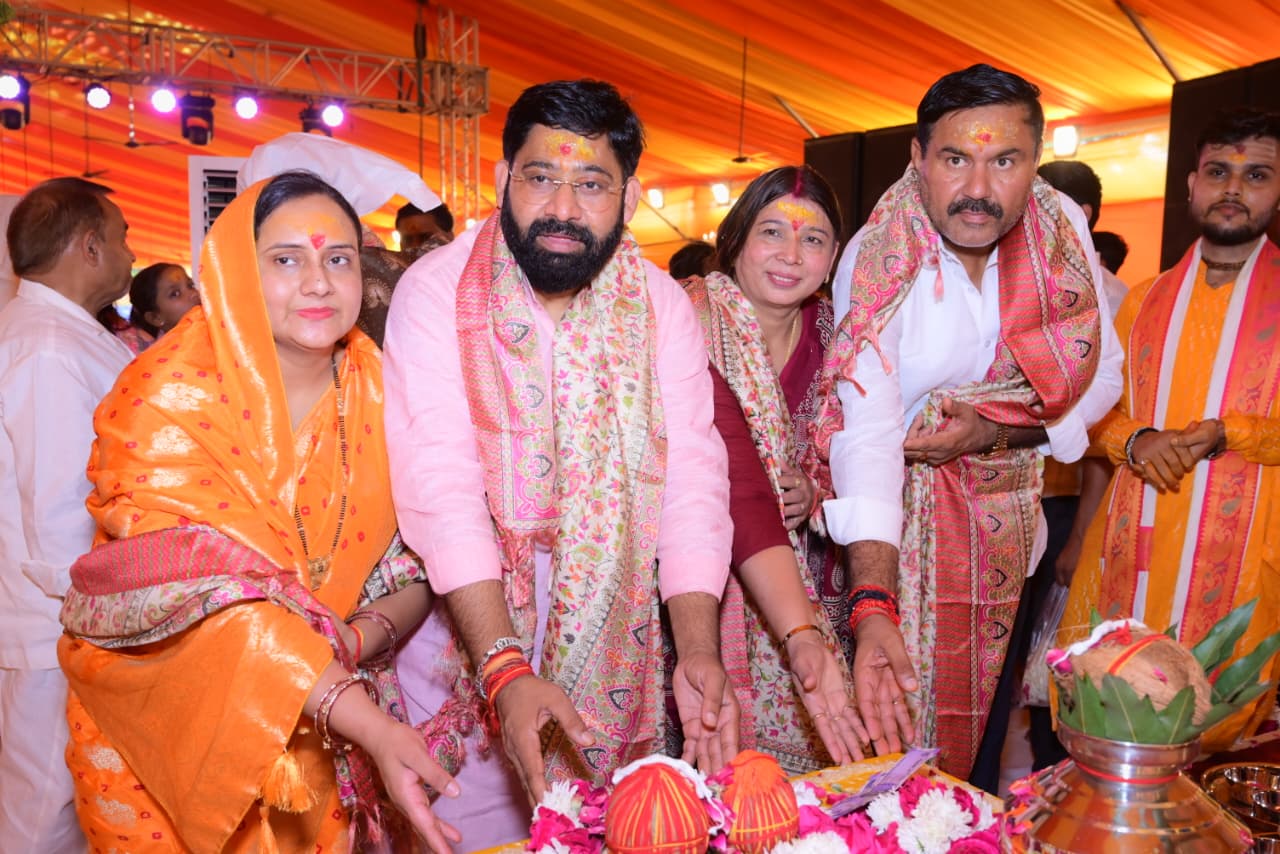 भव्य ‘बृज उत्सव’में शामिल हुए विधायक लक्ष्मीराज सिंह, संतों का लिया आशीर्वाद