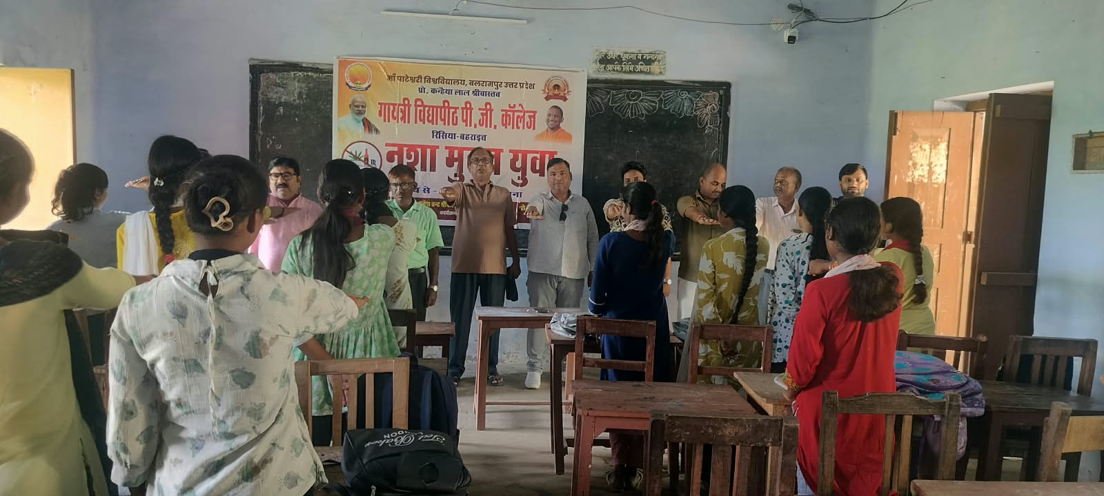 नशा मुक्ति अभियान में छात्र-छात्राओं ने ली नशे से दूर रहने की शपथ