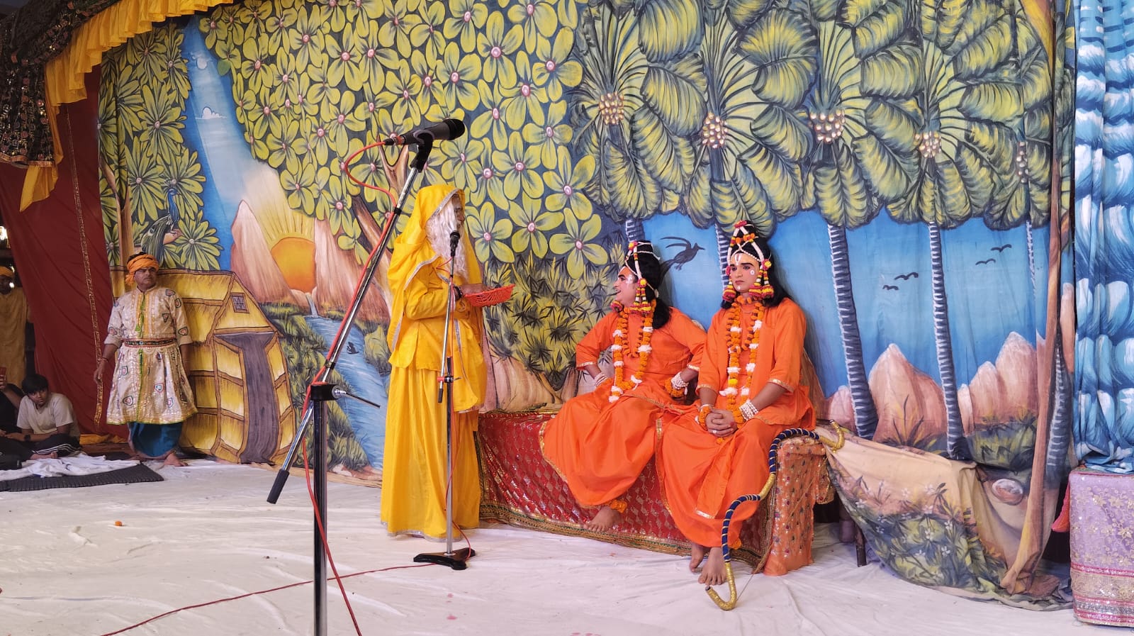 शबरी के झूठे बेर खाकर प्रभु श्रीराम ने दिया समरसता का संदेश