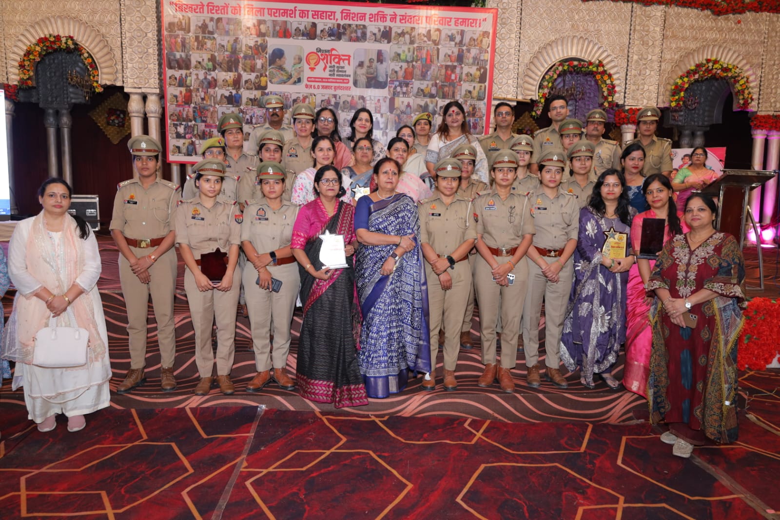 बुलंदशहर निकुंज हॉल में मिशन शक्ति-6.0 पर अंतरविभागीय गोष्ठी, महिला आयोग अध्यक्ष बबीता चौहान ने की अध्यक्षता
