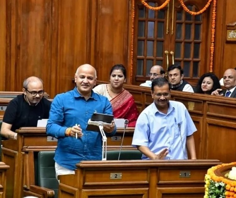 दिल्ली: मनीष सिसोदिया ने साल 2022-23 के लिए 75 हजार 800 करोड़ रुपये का पेश किया बजट