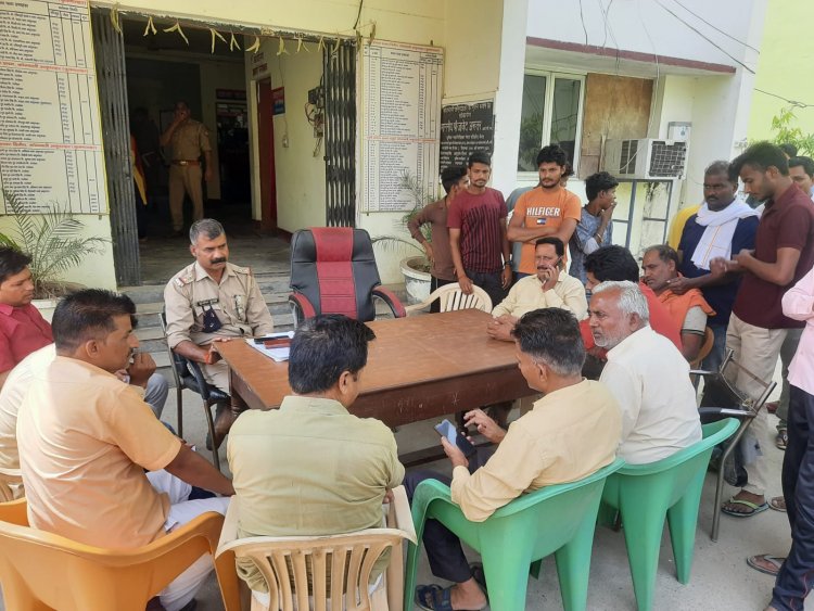 गांव करनपुर मे शूरवीर  महाराणा प्रताप के बोर्ड को अराजक तत्वों ने किया क्षतिग्रस्त