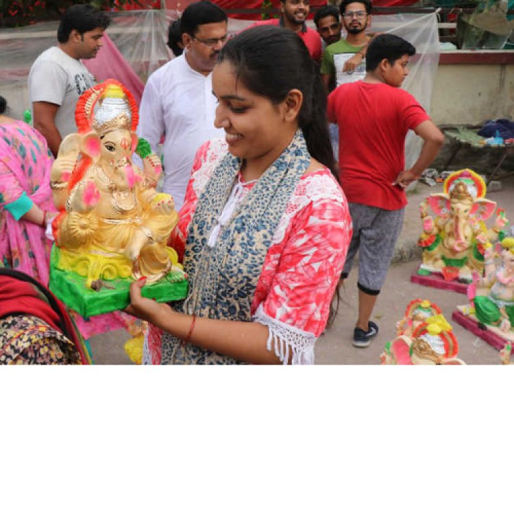 गोवा में गणेश की छोटी मूर्तियों की मांग बढ़ी