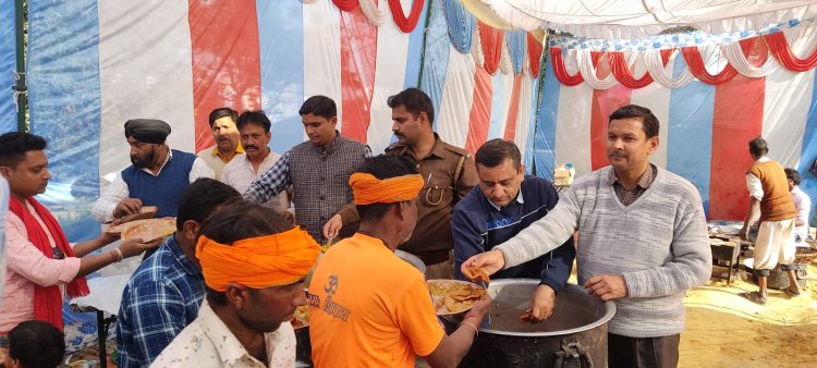 काँवड़ यात्रा के चलते किया निशुल्क शिविर का आयोजन