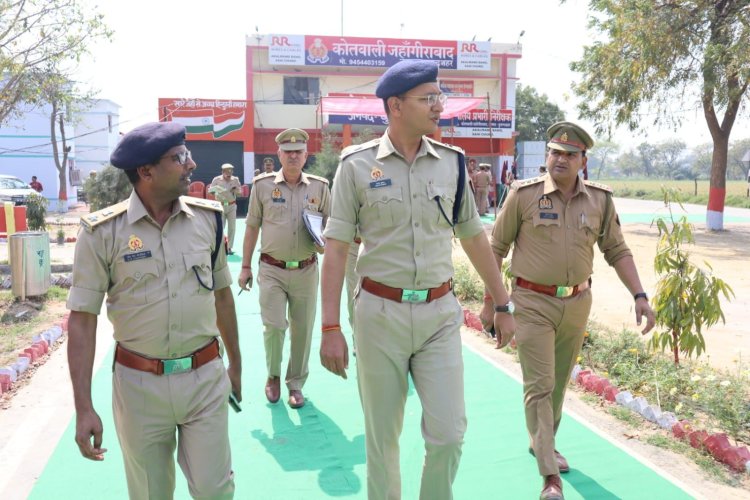 वरिष्ठ पुलिस अधीक्षक बुलन्दशर द्वारा थाना जहांगीराबाद का किया वार्षिक निरीक्षण।