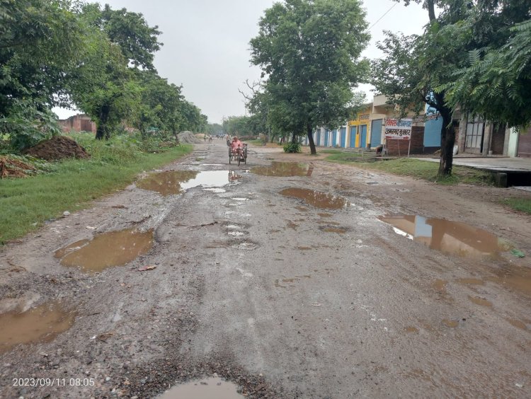 दौलतपुर कलां-जहांगीराबाद मार्ग की बदहाली को लेकर दी आमरण अनशन की चेतावनी