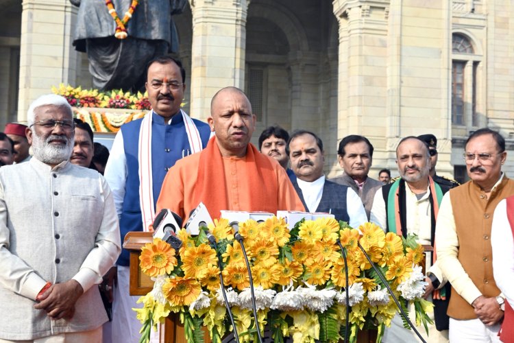 सीएम बोले, अटल जी का जन्म भले ही मध्य प्रदेश में हुआ, लेकिन उन्होंने उत्तर प्रदेश को कर्मभूमि के लिए चुना