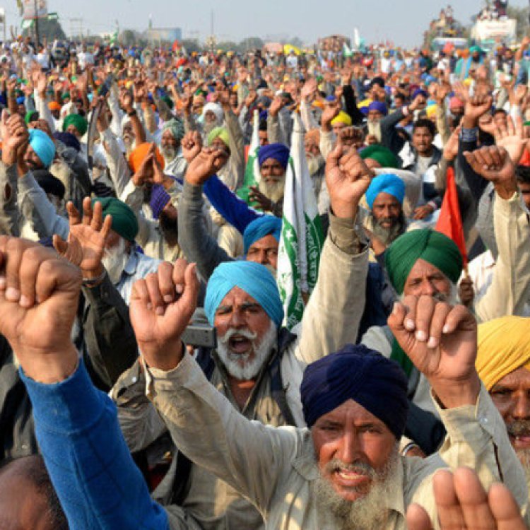 'दिल्ली चलो मार्च’ फिर हुआ शुरू तो हिरासत में लिए गए दर्जनों प्रदर्शनकारी