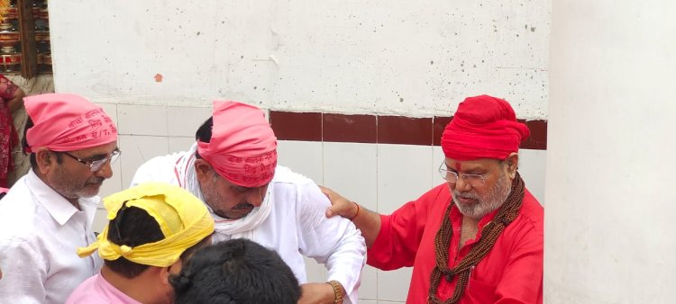 धीरज बाबा  ने रामनवमी के पर्व पर भक्तों को हार्दिक बधाई एवं शुभकामनाएं दी