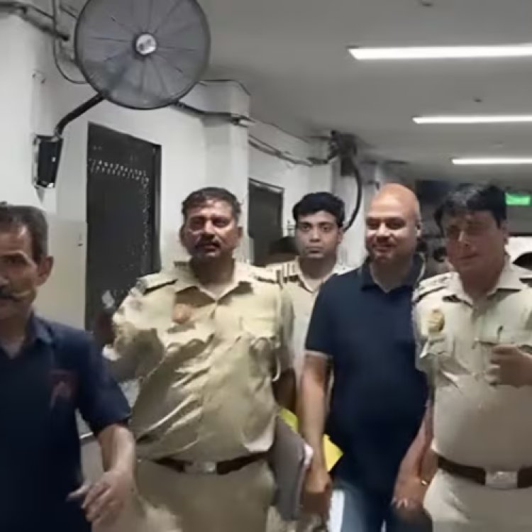 Politics updates स्वाति मालीवाल से मारपीट मामले में 5 दिन की पुलिस रिमांड पर विभव कुमार