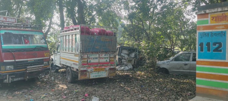 एआरटीओ ने पांच वाहनों को किया सीज मची अफरा-तफरी