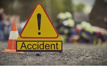 UP Kanpur :बस-ट्रक की भिड़ंत में दो श्रमिकों की मौत, 11 घायल