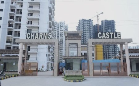 Ghaziabad हाईराइज सोसाइटी की सुरक्षा व्यवस्था पर उठे सवाल, चार्म्स कैसल में चोरी से दहशत