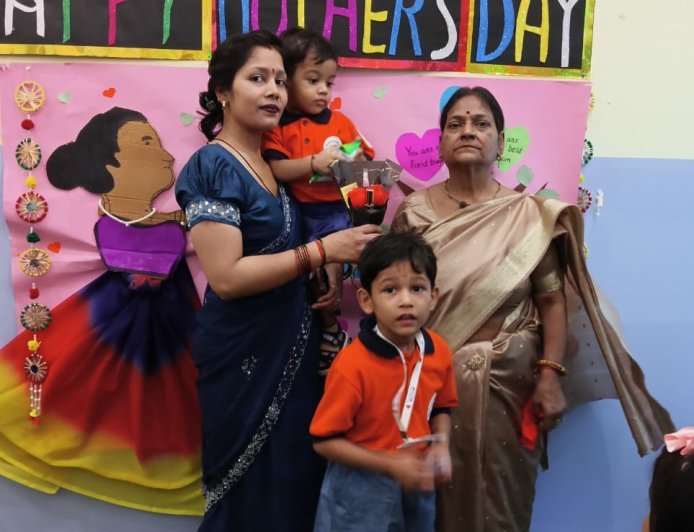 मदर्स डे(Mother's Day )के अवसर पर स्कूल में हुए सांस्कृतिक कार्यक्रम।