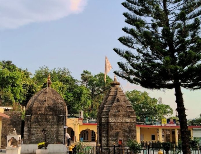 बाबा बालक नाथ सिद्ध पीठ के पीठाधीश्वर श्री धीरज महाराज के जन्म स्थान पर धार्मिक आयोजन