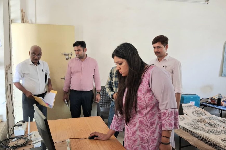 जिलाधिकारी ने ईवीएम/वीवीपैट वेयरहाउस का मासिक निरीक्षण कर सुरक्षा व्यवस्थाओं का लिया जायजा