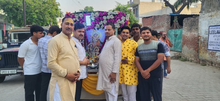 UP जहांगीराबाद :पुरुषोत्तम मास में निकली भव्य प्रभात फेरी, भक्तिमय माहौल में गूंजा राधा नाम