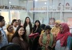 जिलाधिकारी ने किया सरस शॉप का शुभारंभ, स्वयं सहायता समूहों की महिलाओं के सपनों को मिली नई उड़ान