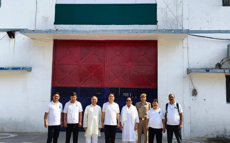 योग सप्ताह के तृतीय दिवस पर जिला कारागार, सीआईएसएफ परिसर सूरजपुर एवं एनआईएमटी कॉलेज में आयोजित हुए योग कार्यक्रम