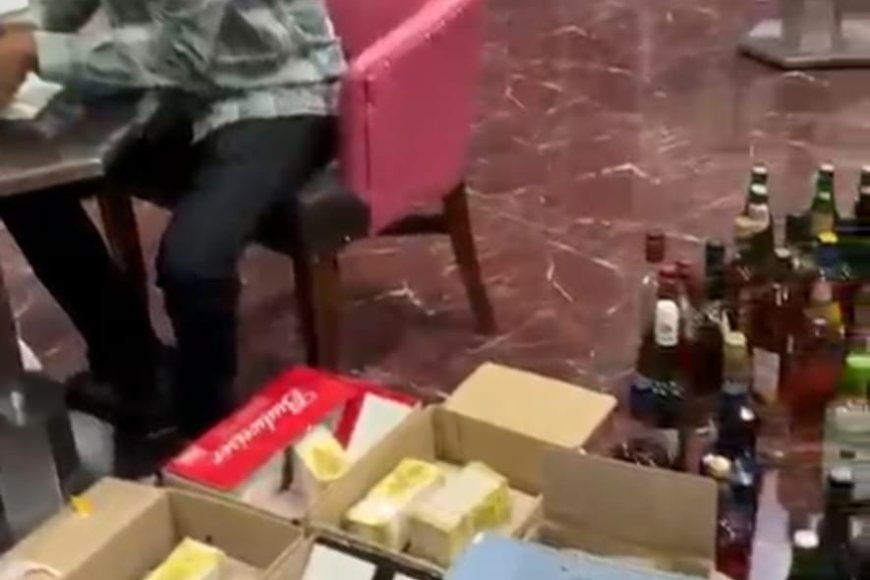 Mumbai मीरा रोड में बड़ी कार्रवाई 'सी क्वीन पैलेस' ऑर्केस्ट्रा बार पर पुलिस का छापा, 12 महिलाओं को कराया मुक्त