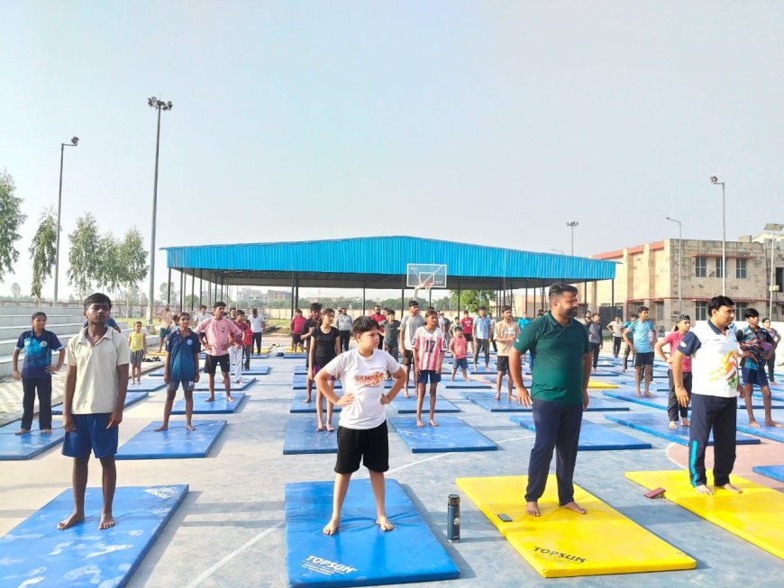 Gautam budh nagar योग सप्ताह के छठे दिवस पर जनपद गौतम बुद्ध नगर में उत्साहपूर्वक आयोजित हुए योग अभ्यास एवं जनजागरूकता कार्यक्रम